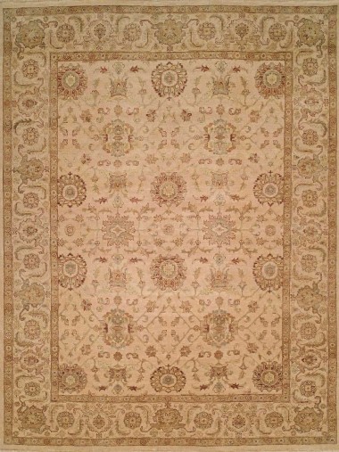 Traditional Ivory/White Wool Area Rug: Regal Archimedes 181359: Ivory/Tan (Hand-Knotted Area Rug)